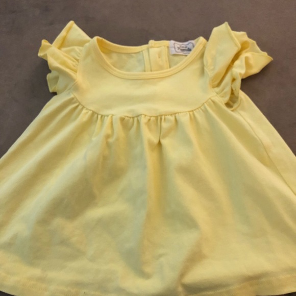 Pearls and Piggytails - Picture 1 of 2